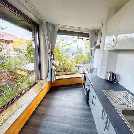 Penthouse Zentral Mit Goldstadtblick Appartement *